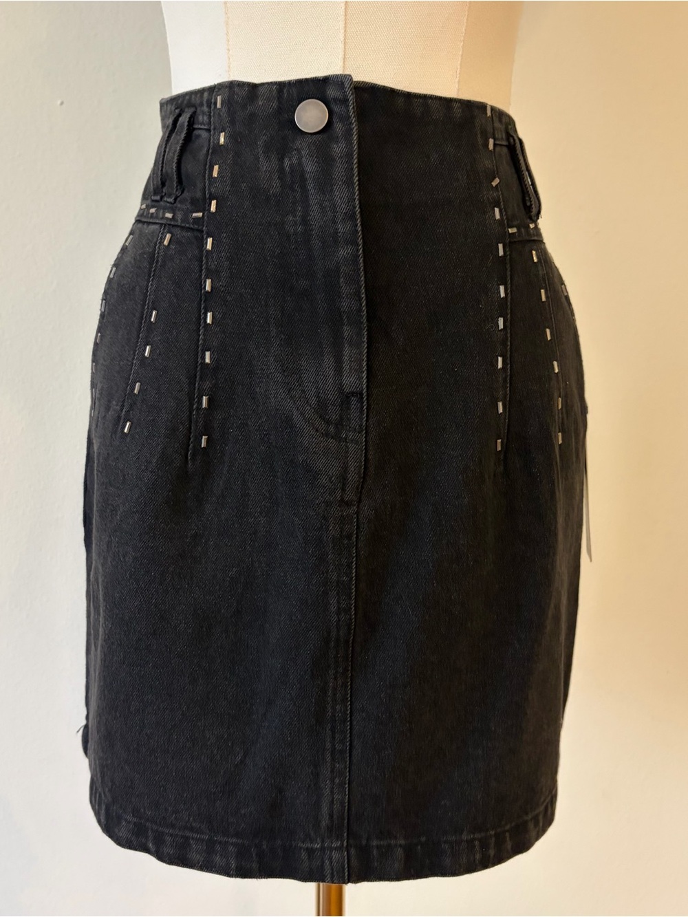 ⁠NWT Haute Monde Black Denim Studded Rhinestone Mini Skirt Medium M⁠